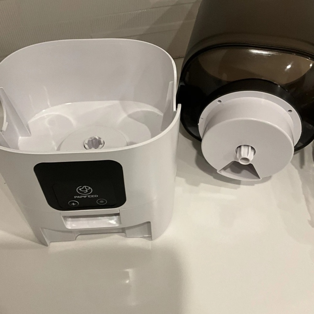 PAPIFEED 2.4G WiFi Automatic Pet Feeder – 6L, App Remote Control, Cats & Dogs - Picture 9 of 12